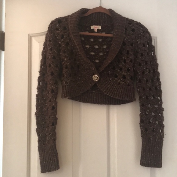 Adorable knit sweater shrug! Perfect to go over dresses for holiday parties! - Picture 1 of 1